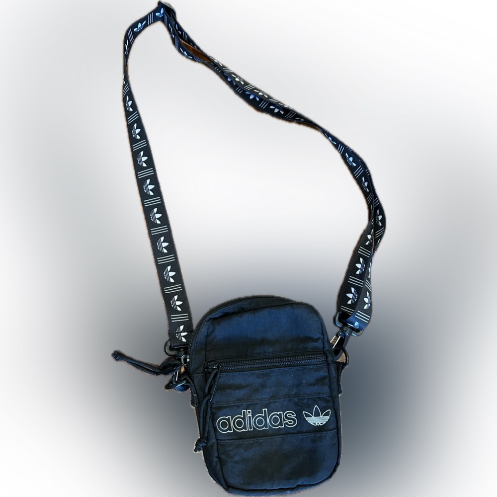 🖤 Adidas Originals Black Crossbody Bag